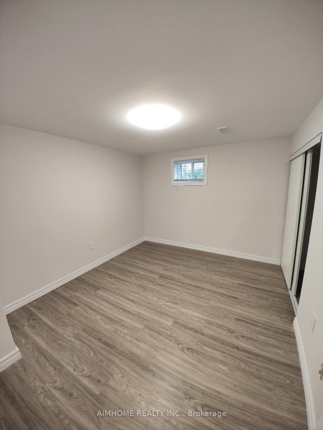 4 Hollingworth Drive Unit BSMT photo 11