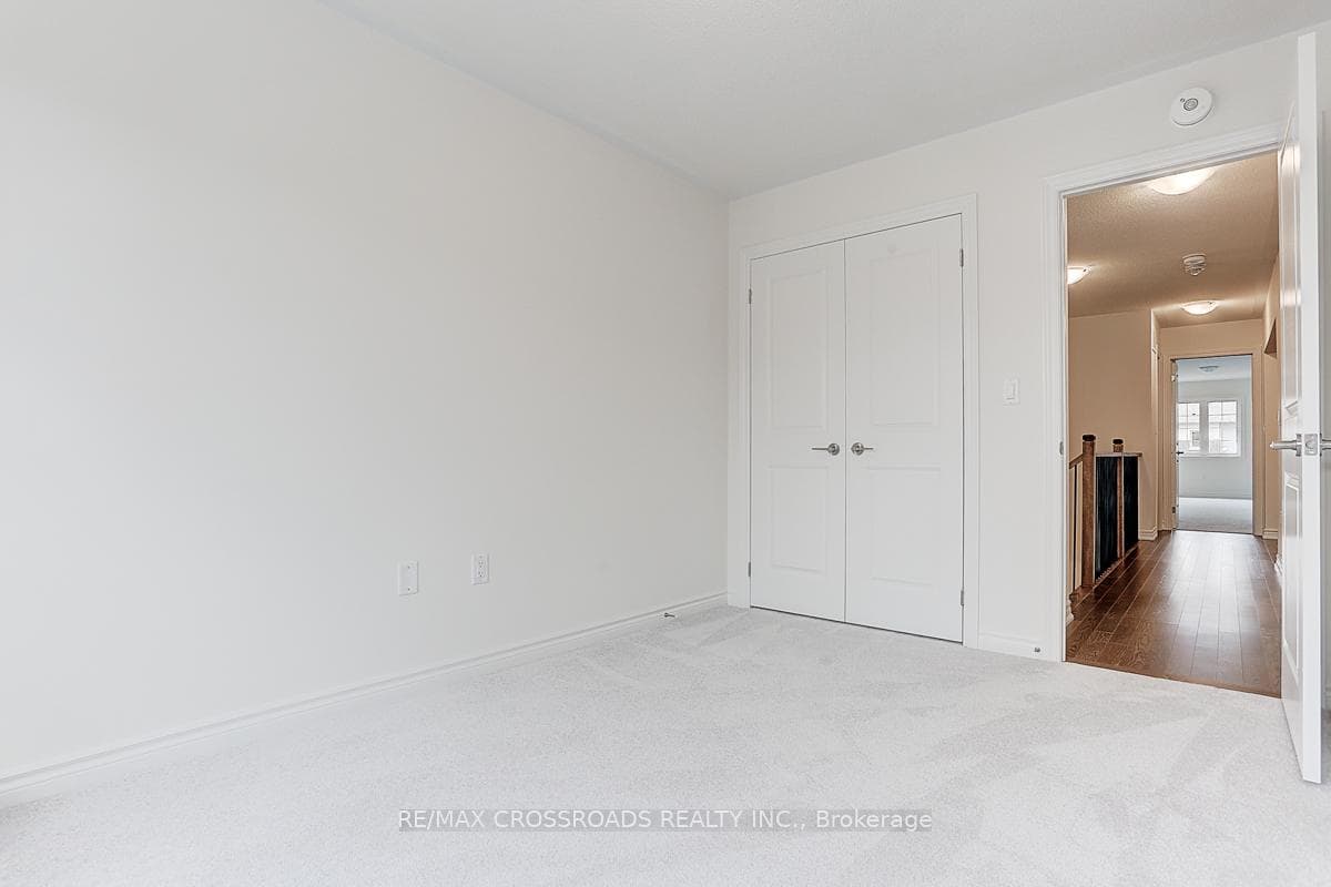 53 Velvet Drive photo 47