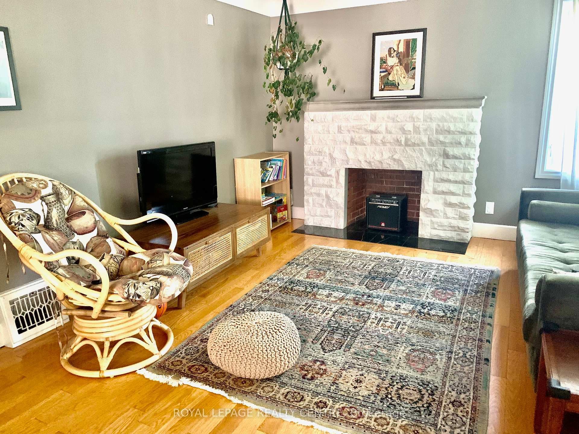 876 West 5th Street photo 6