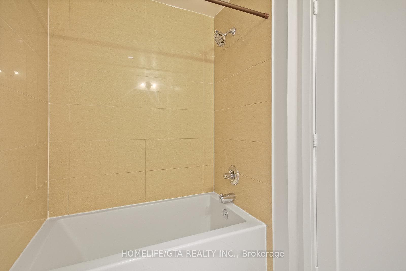 25 Broadway Avenue Unit 1006 photo 8