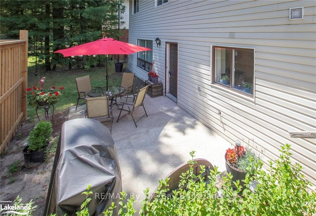 15 FOREST Avenue Unit B photo 2