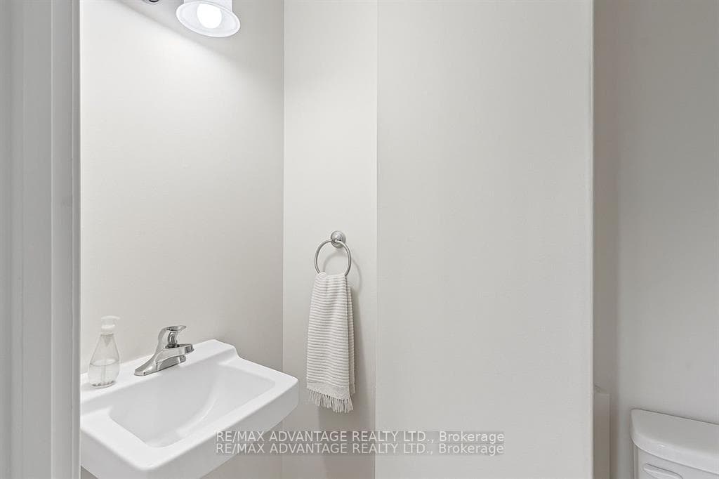 52 Beattie Avenue photo 17