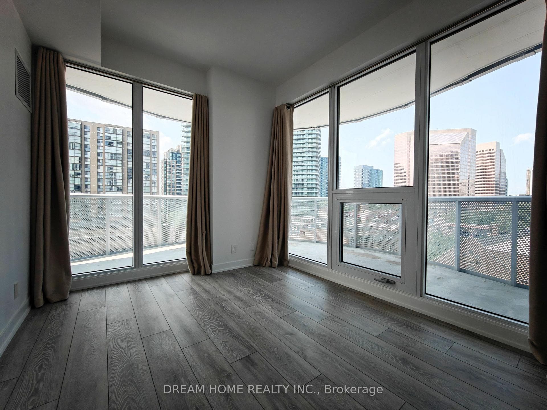 15 Holmes Avenue Unit 604 photo 20