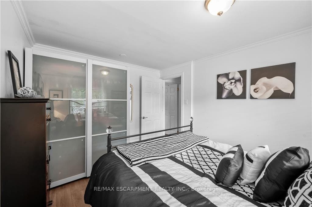 315 White Pines Drive photo 18