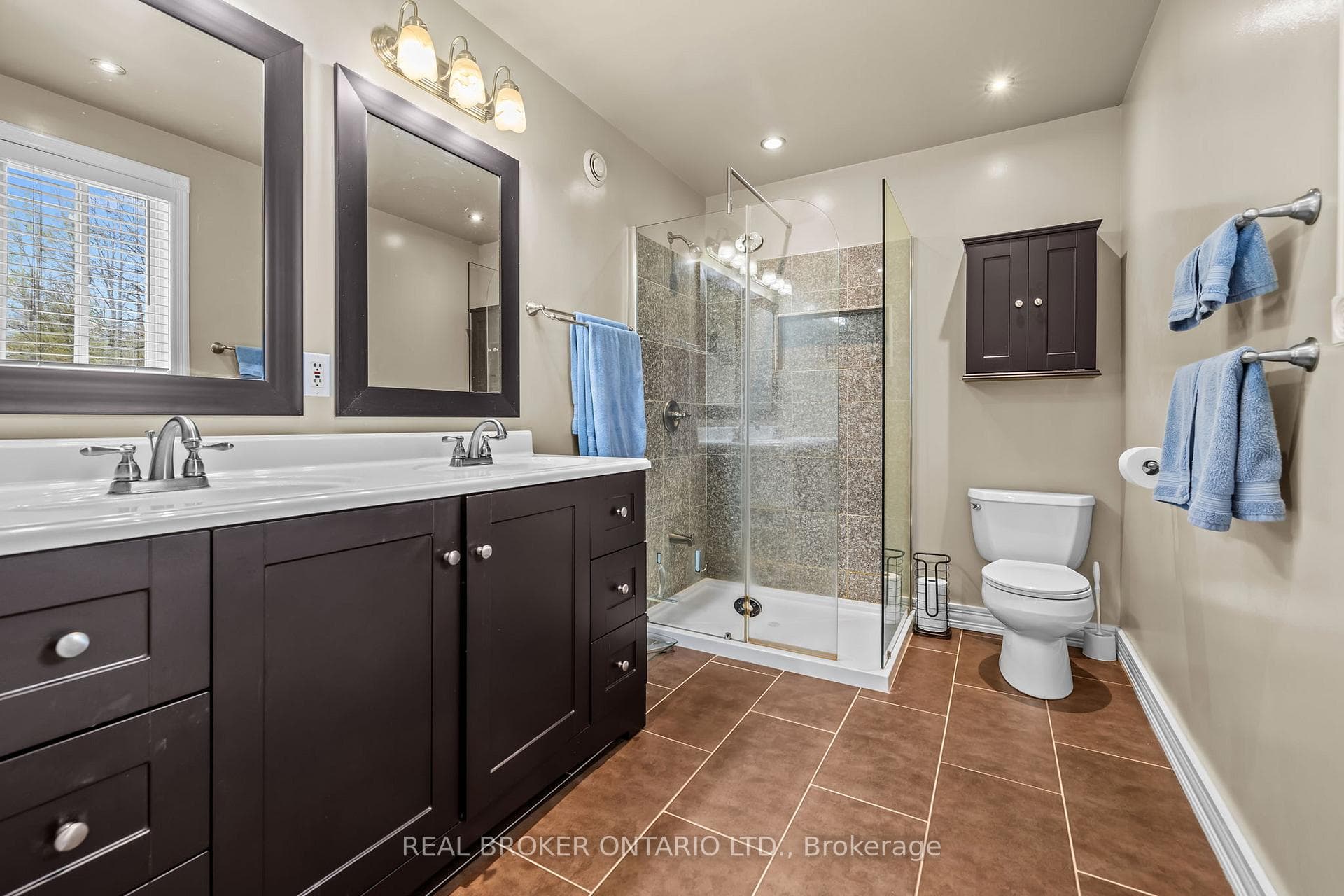 Ensuite