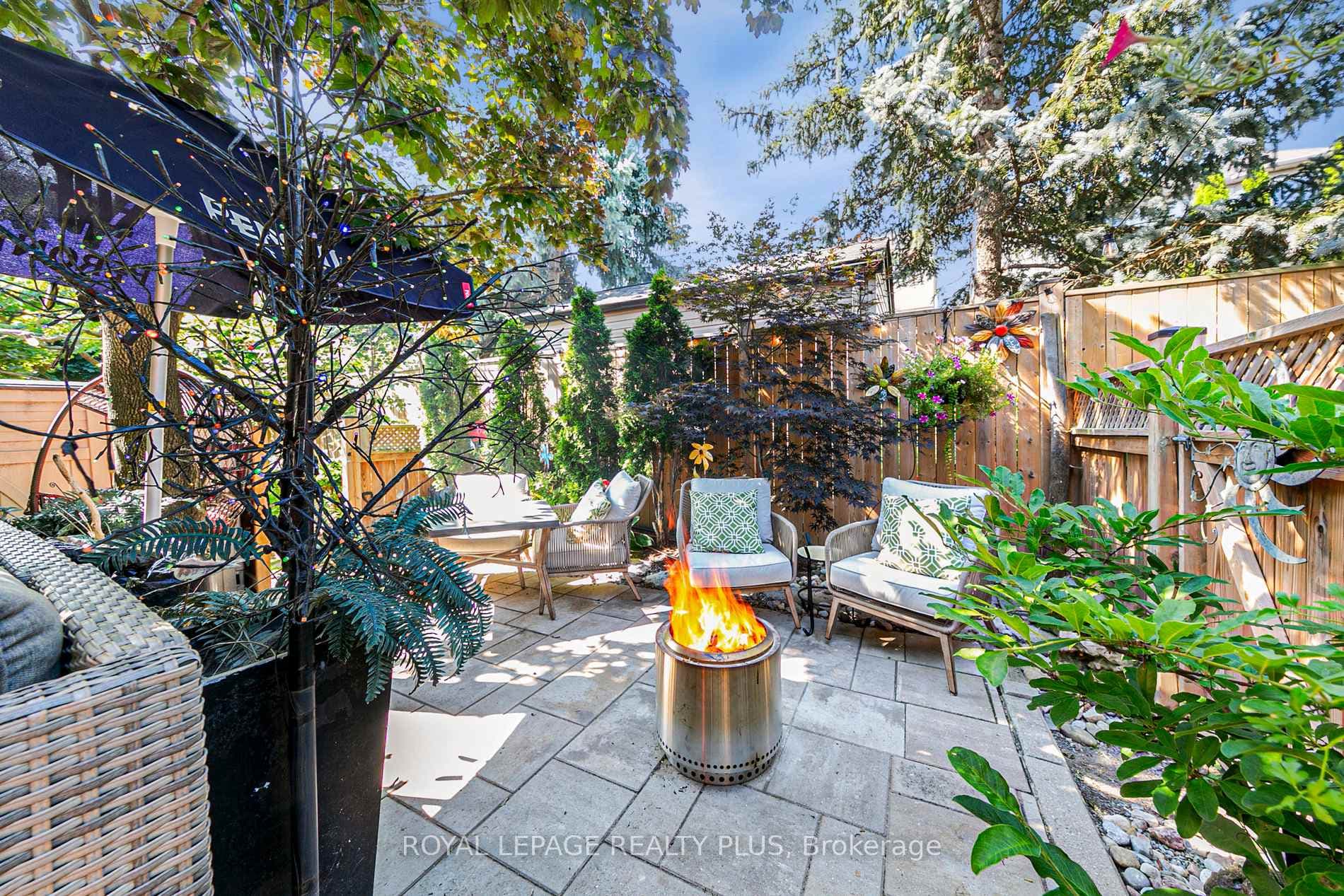 5662 Glen Erin Drive Unit 60 photo 40