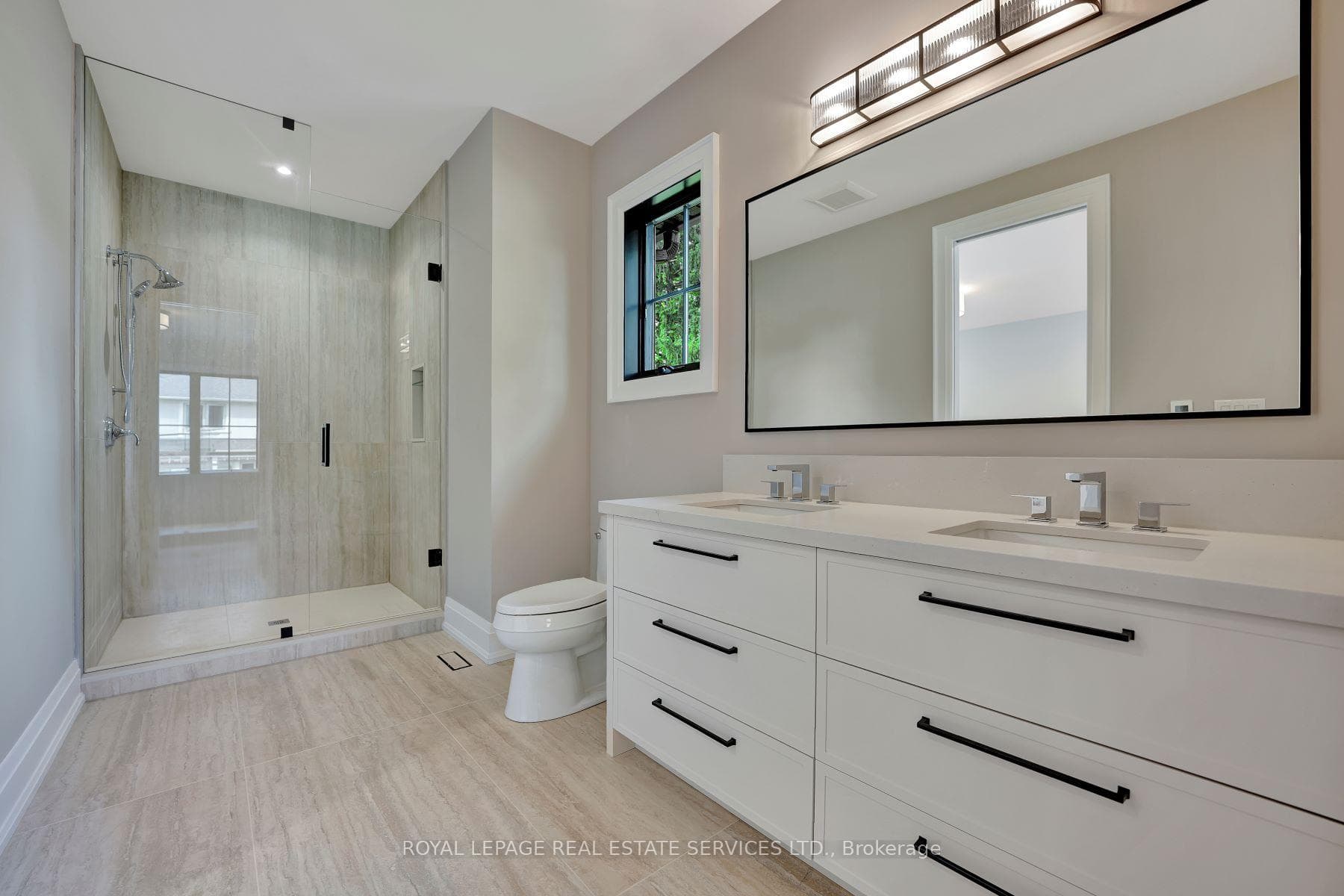 447 Tower Drive photo 28