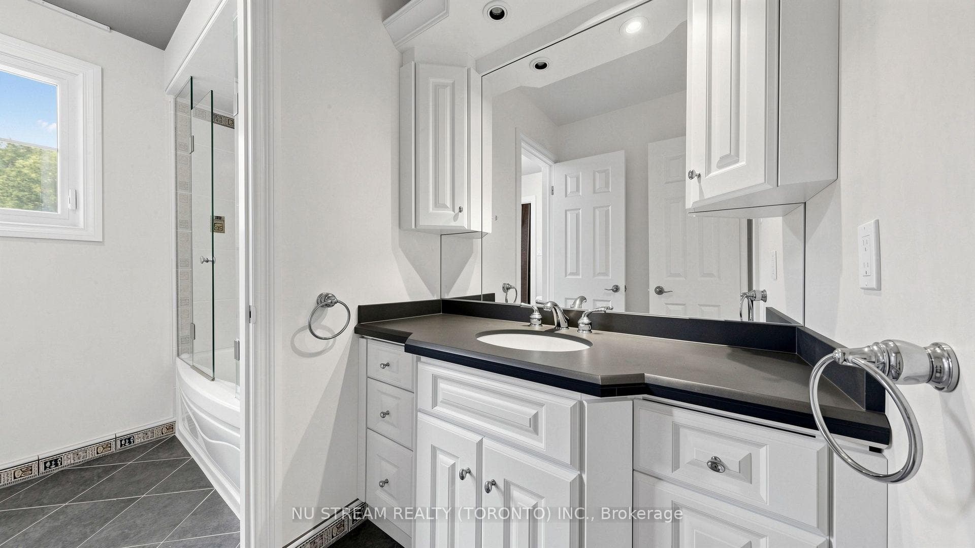 20 Blackforest Drive photo 20