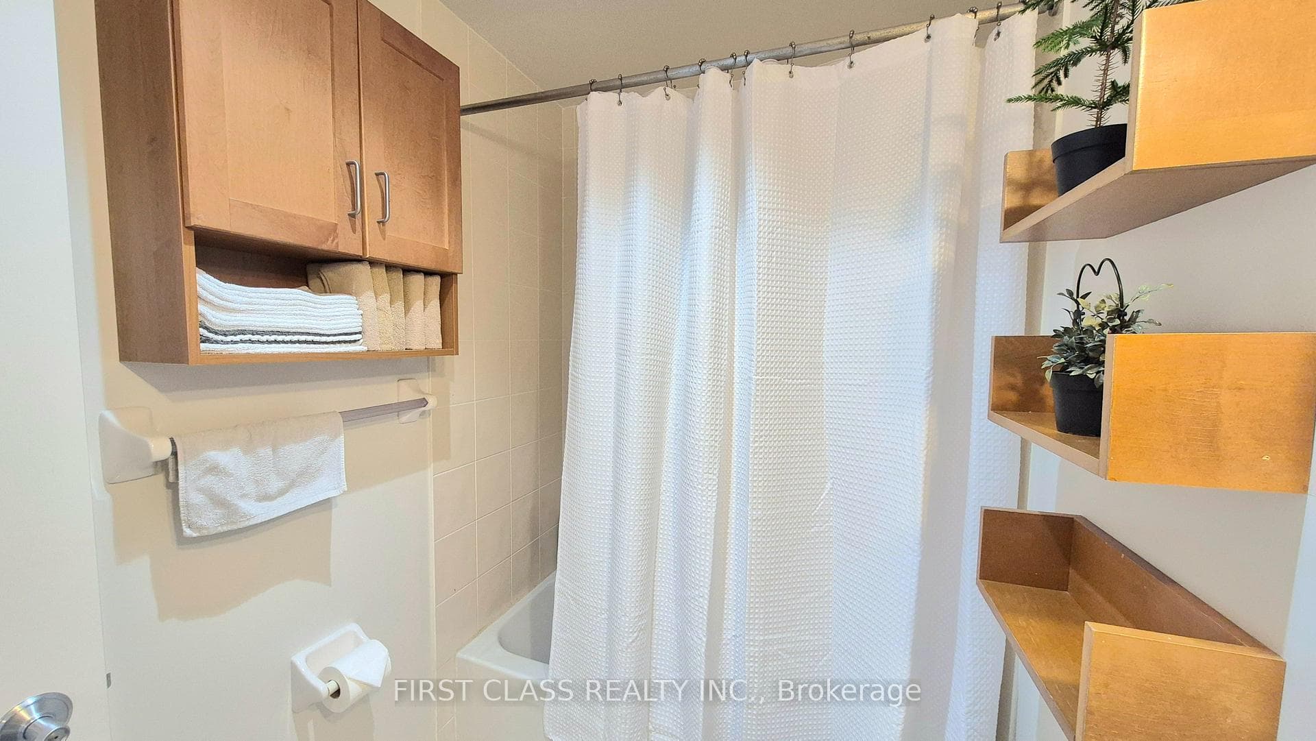 60 Byng Avenue Unit 2309 photo 16