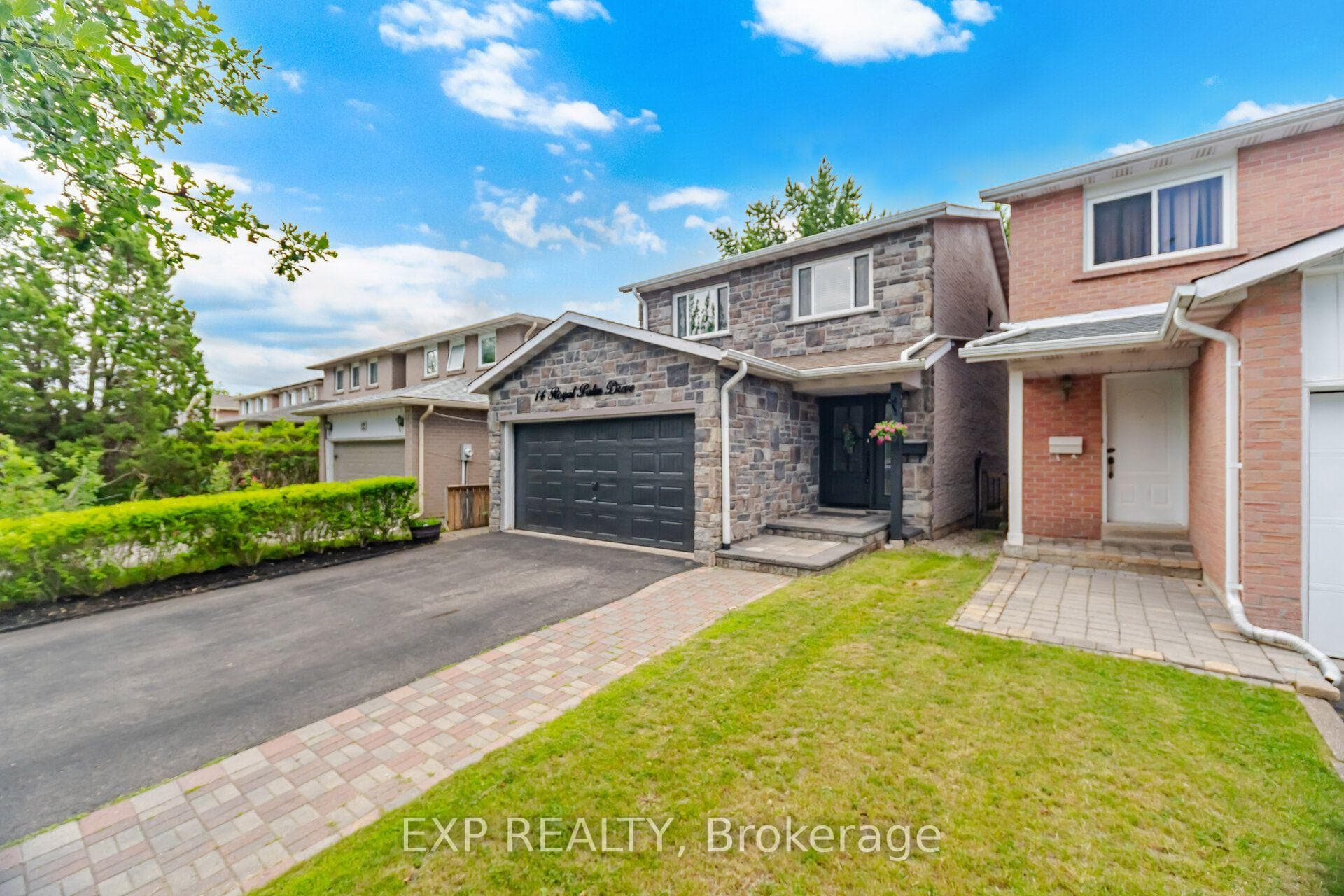 14 Royal Palm Drive photo 2