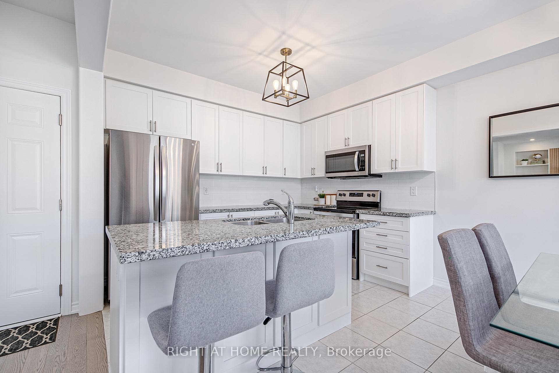 1214 Corby Way photo 17
