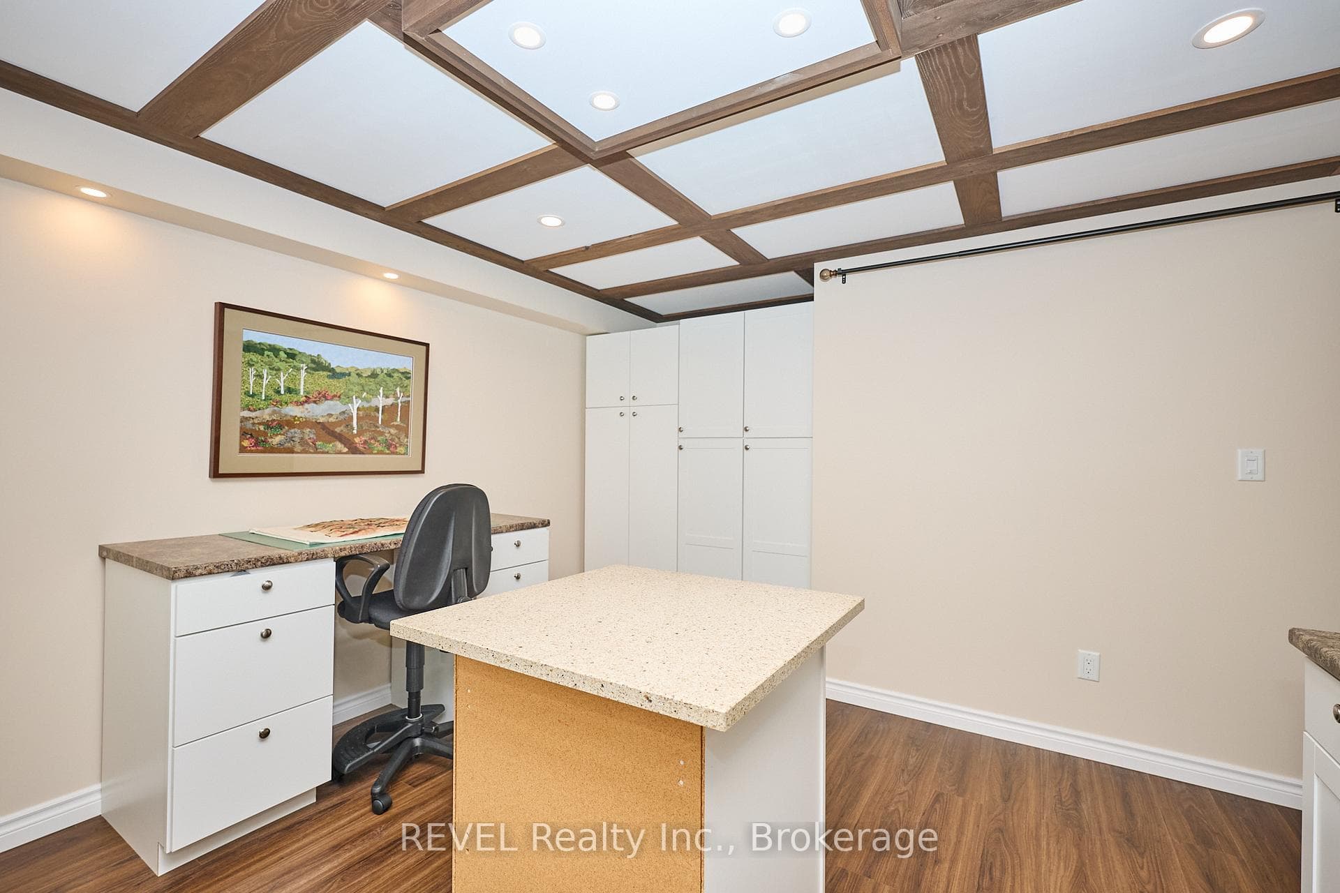 2848 King Street Unit 6 photo 31