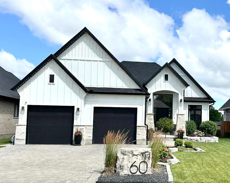 60 Foxborough Place photo 1