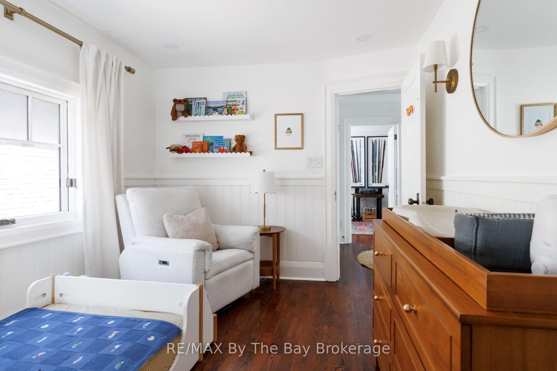 44 Rambert Crescent photo 35