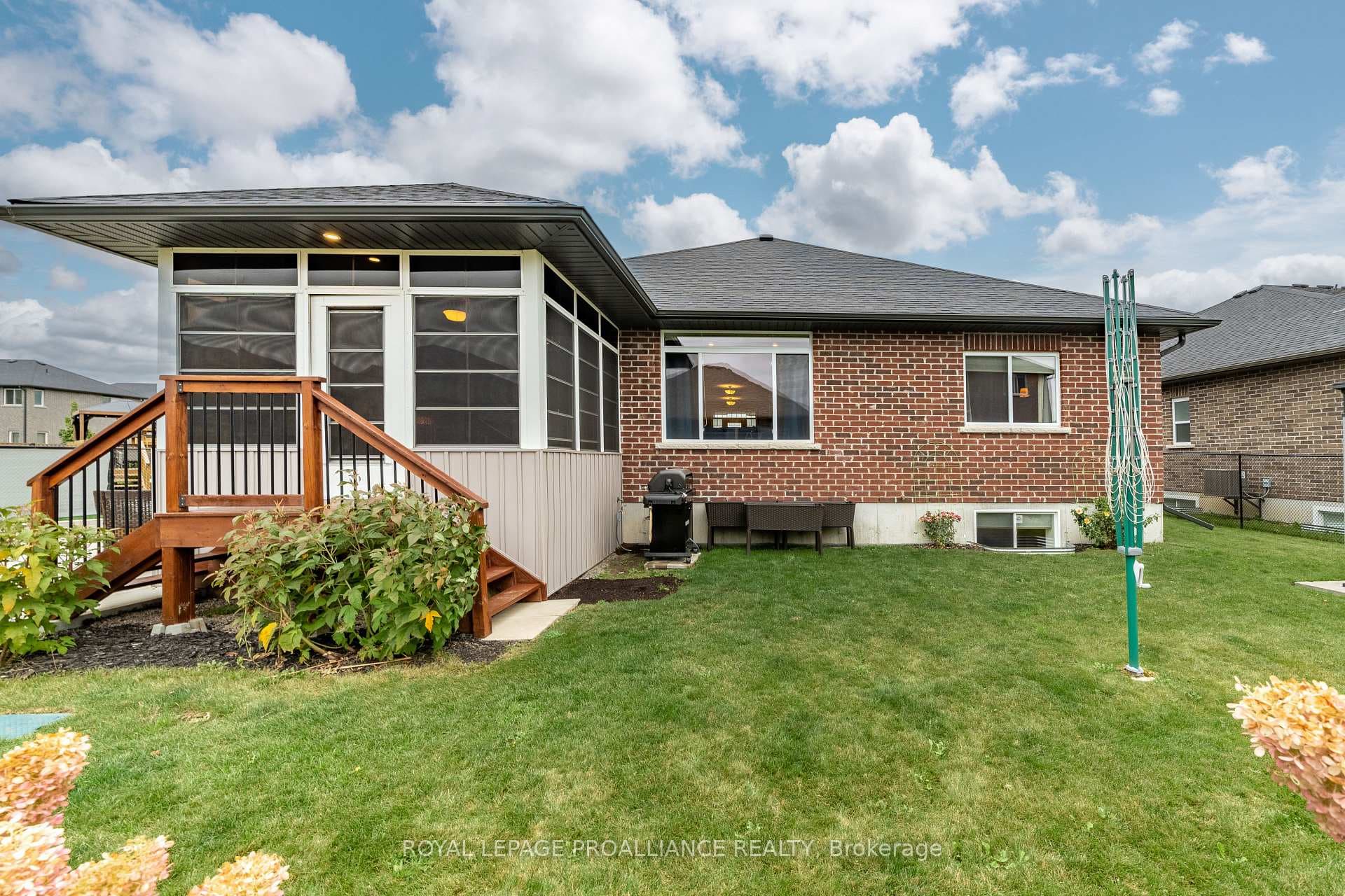 15 Virginia Crescent photo 37