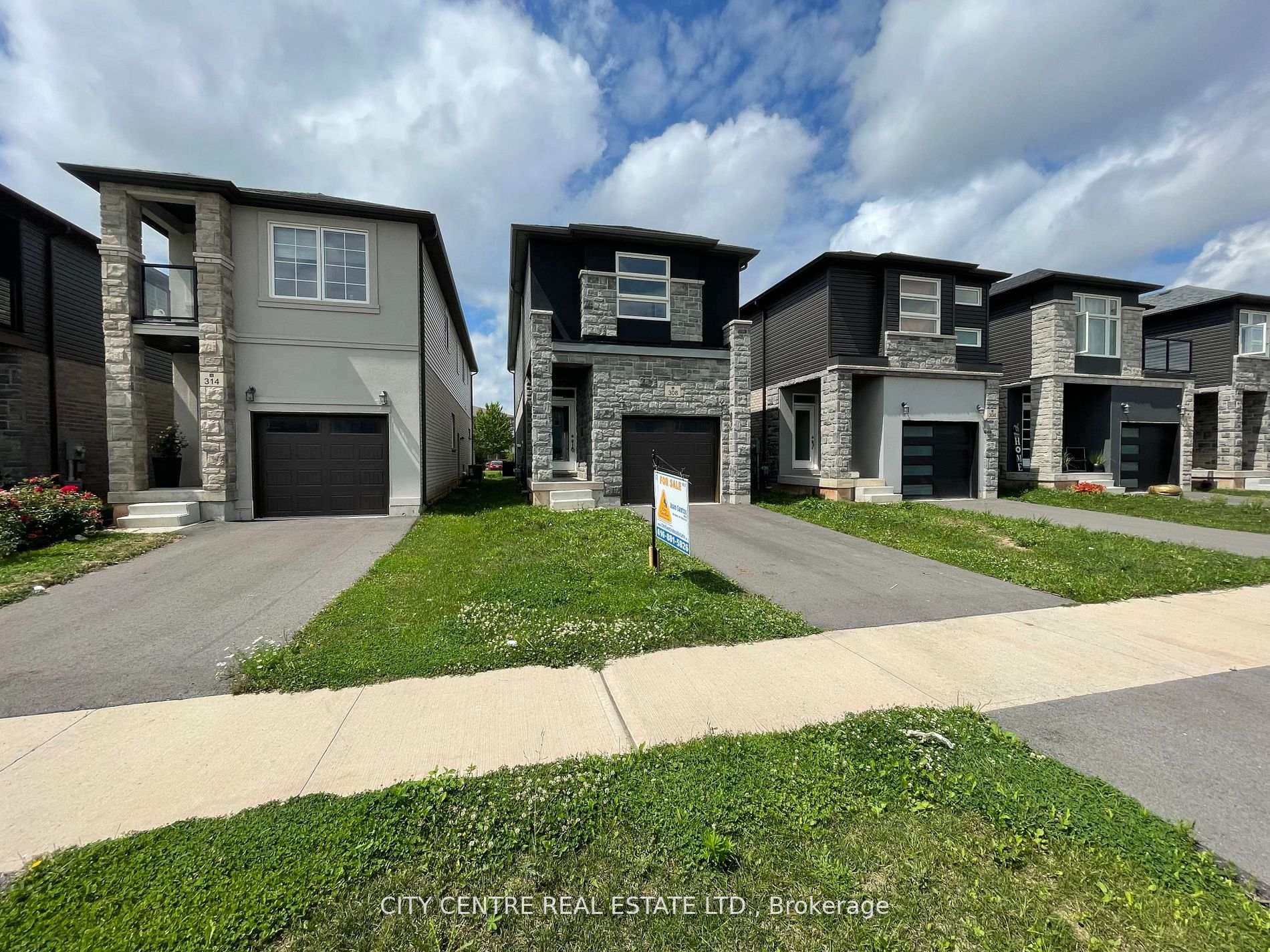 308 Louise Street photo 4