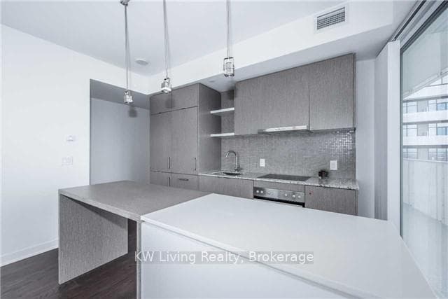 88 Harbour Street Unit 7304 photo 5