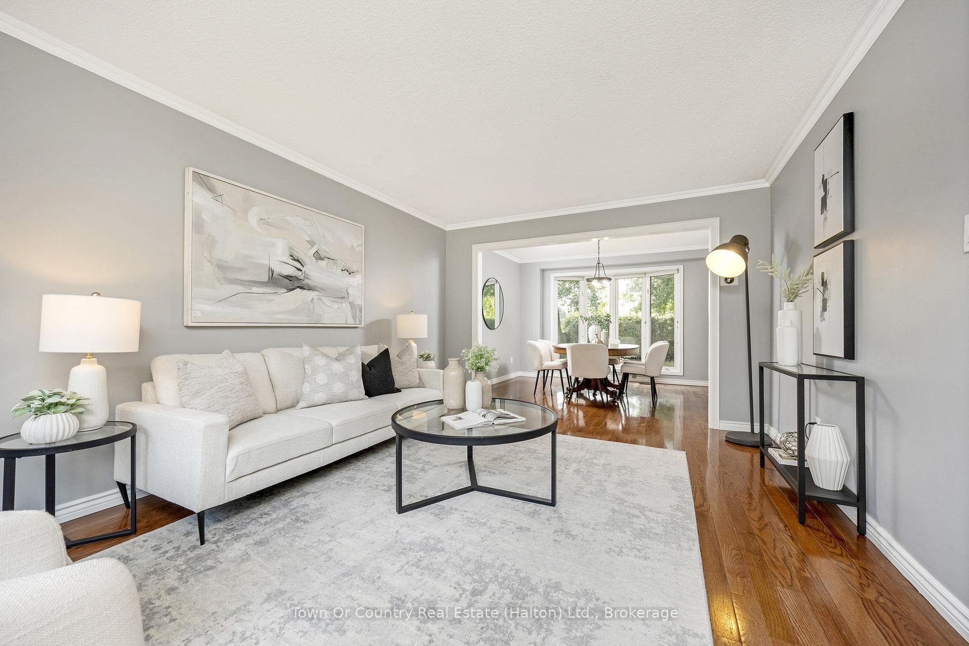 472 White Drive photo 8