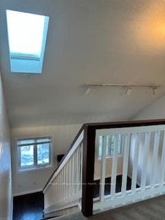 587 Oxbow Crescent photo 19