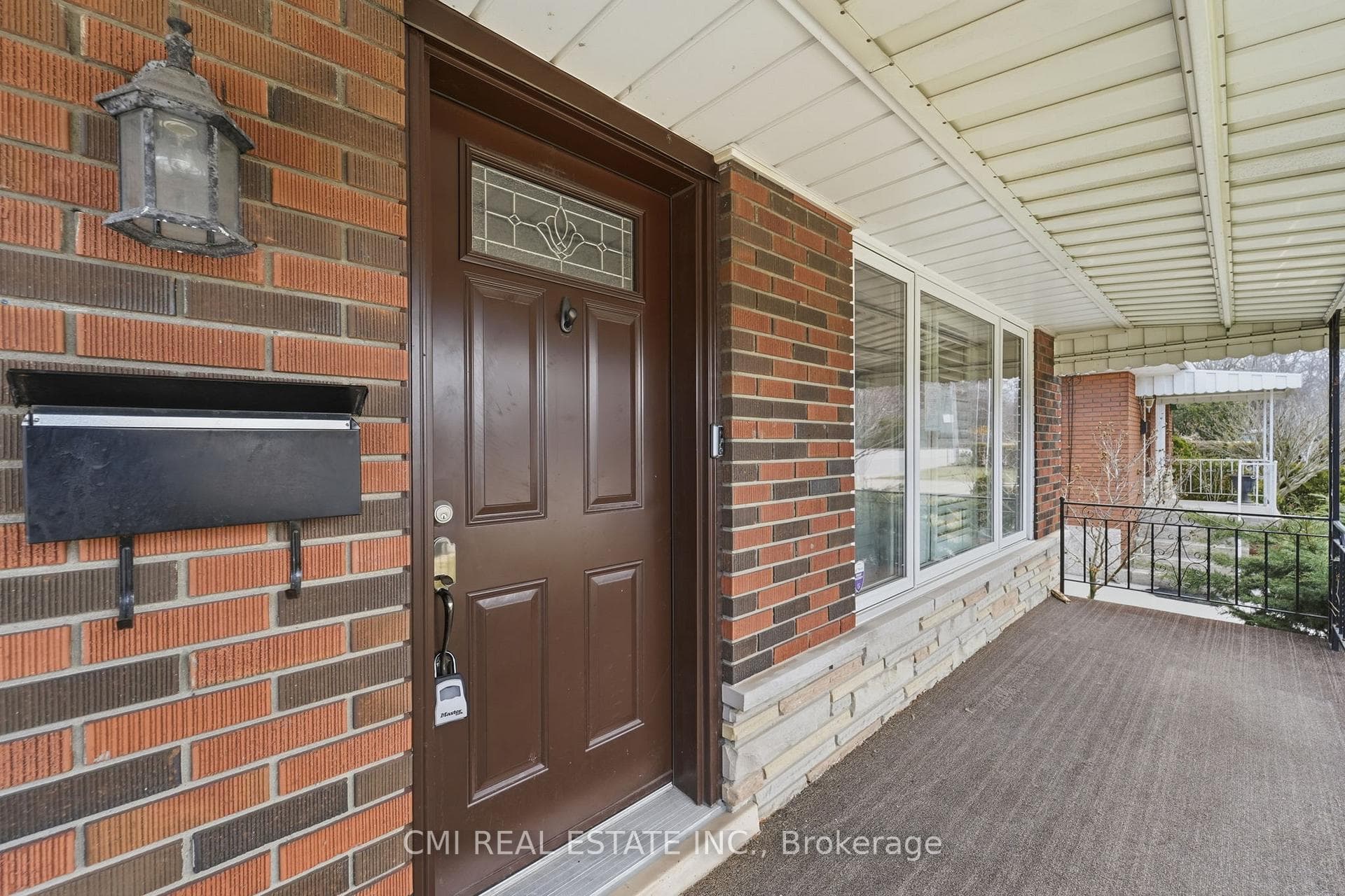 251 Fairridge Road photo 6
