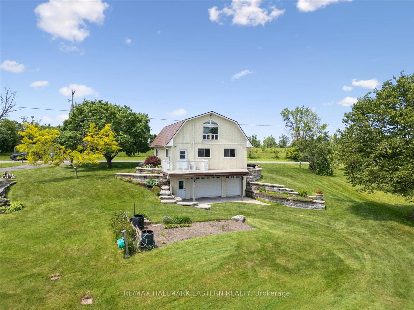 detached garage lakeside