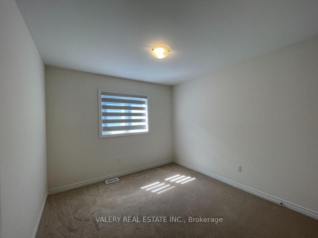 27 Mckernan Ave Avenue photo 13