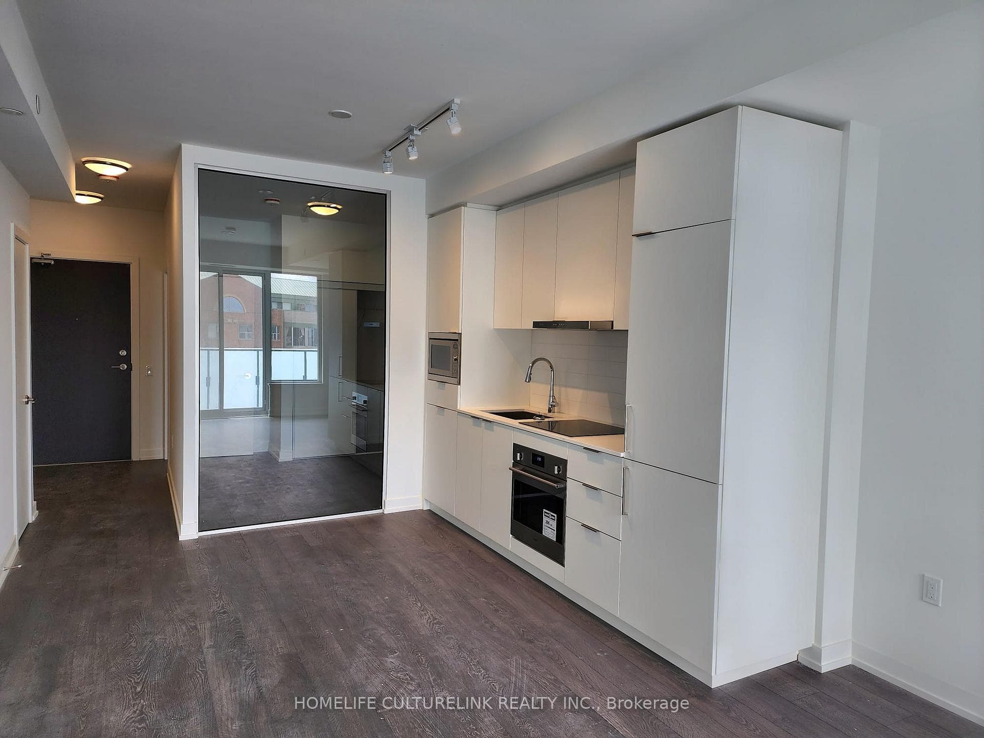 8 Olympic Garden Drive Unit 1008 photo 2