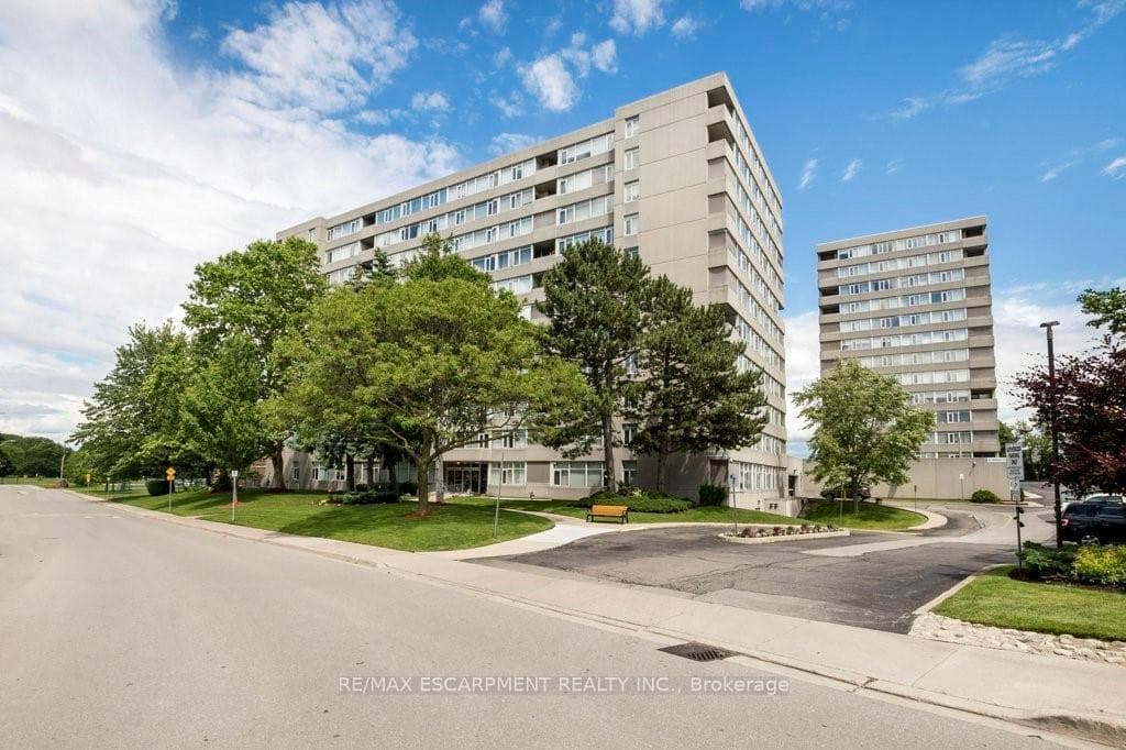 30 Harrisford Street Unit 802 photo 1