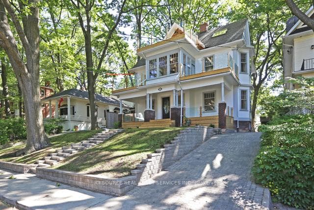 89 Balsam Avenue photo 1