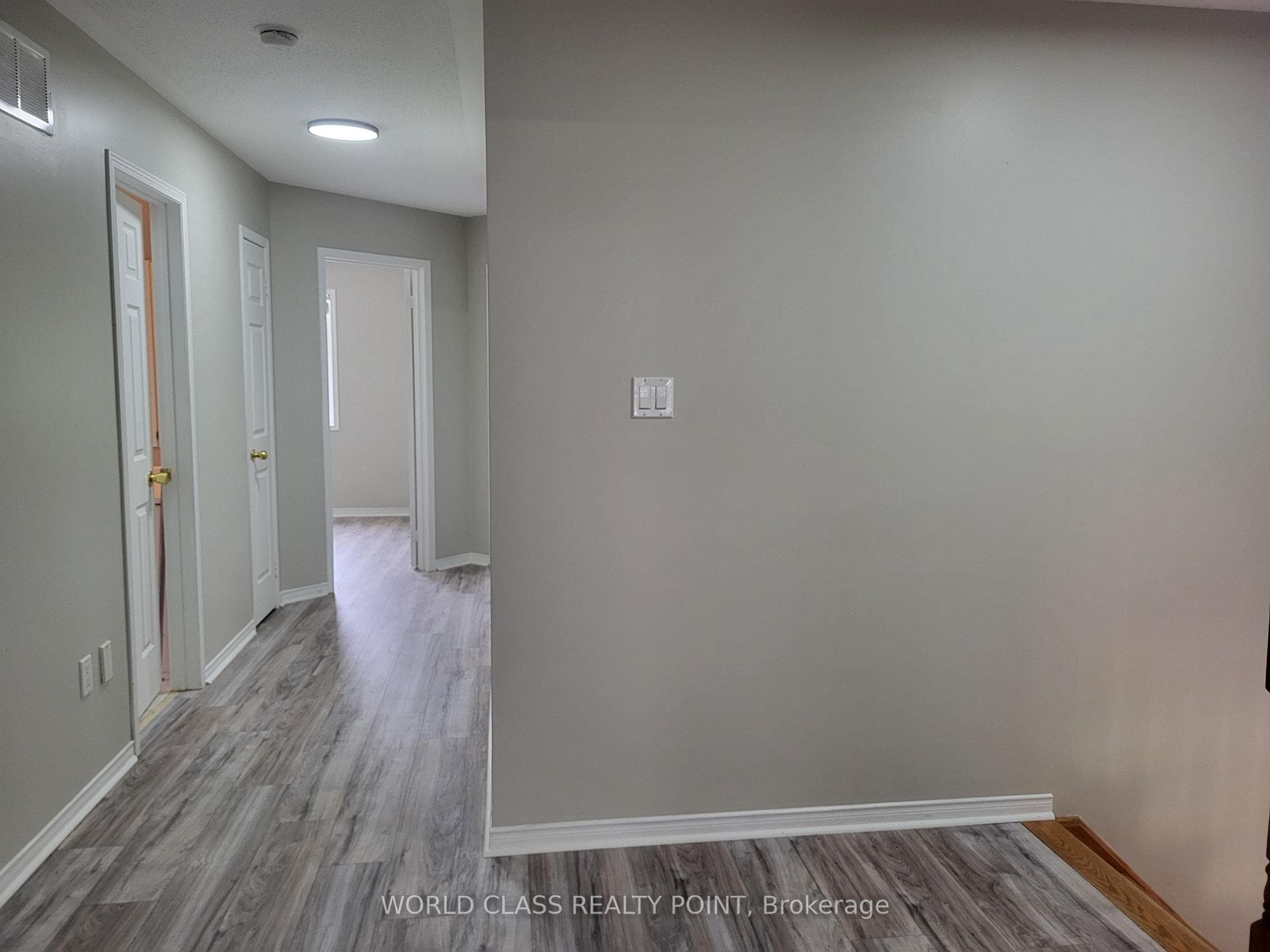 77 Robert Attersley Drive photo 14