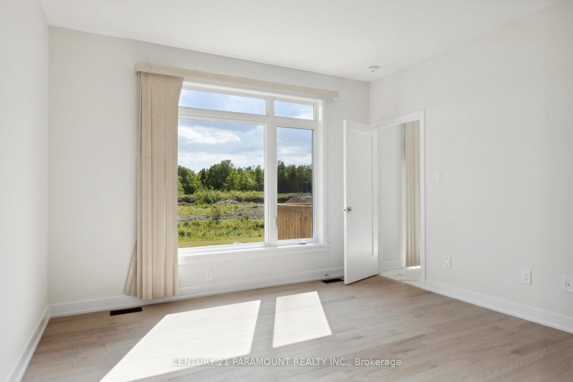 282 Wood Avenue photo 9