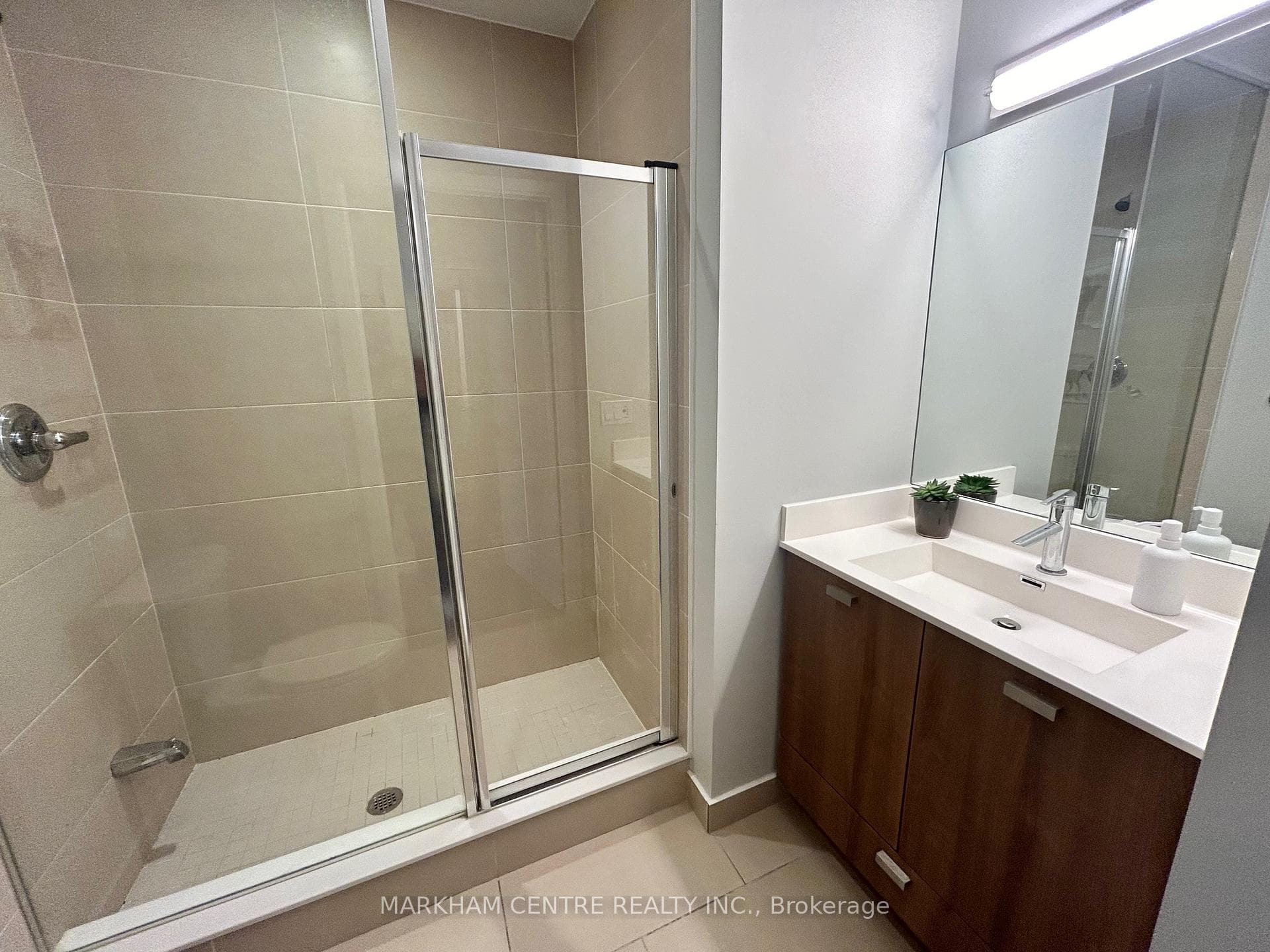 275 Village Green Square Unit 2916 photo 23