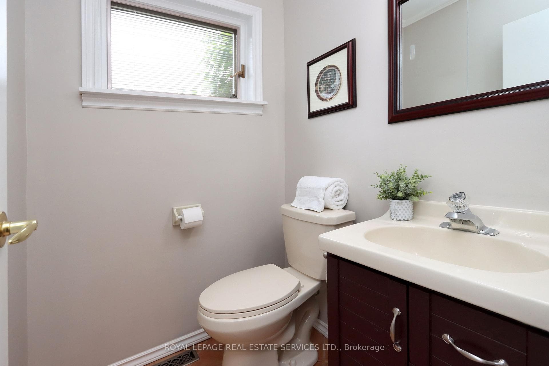 1439 Glen Rutley Circle photo 16