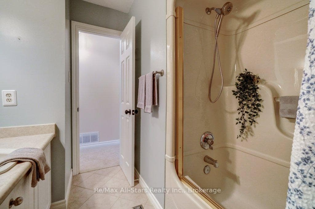 15 Edwin Street photo 19