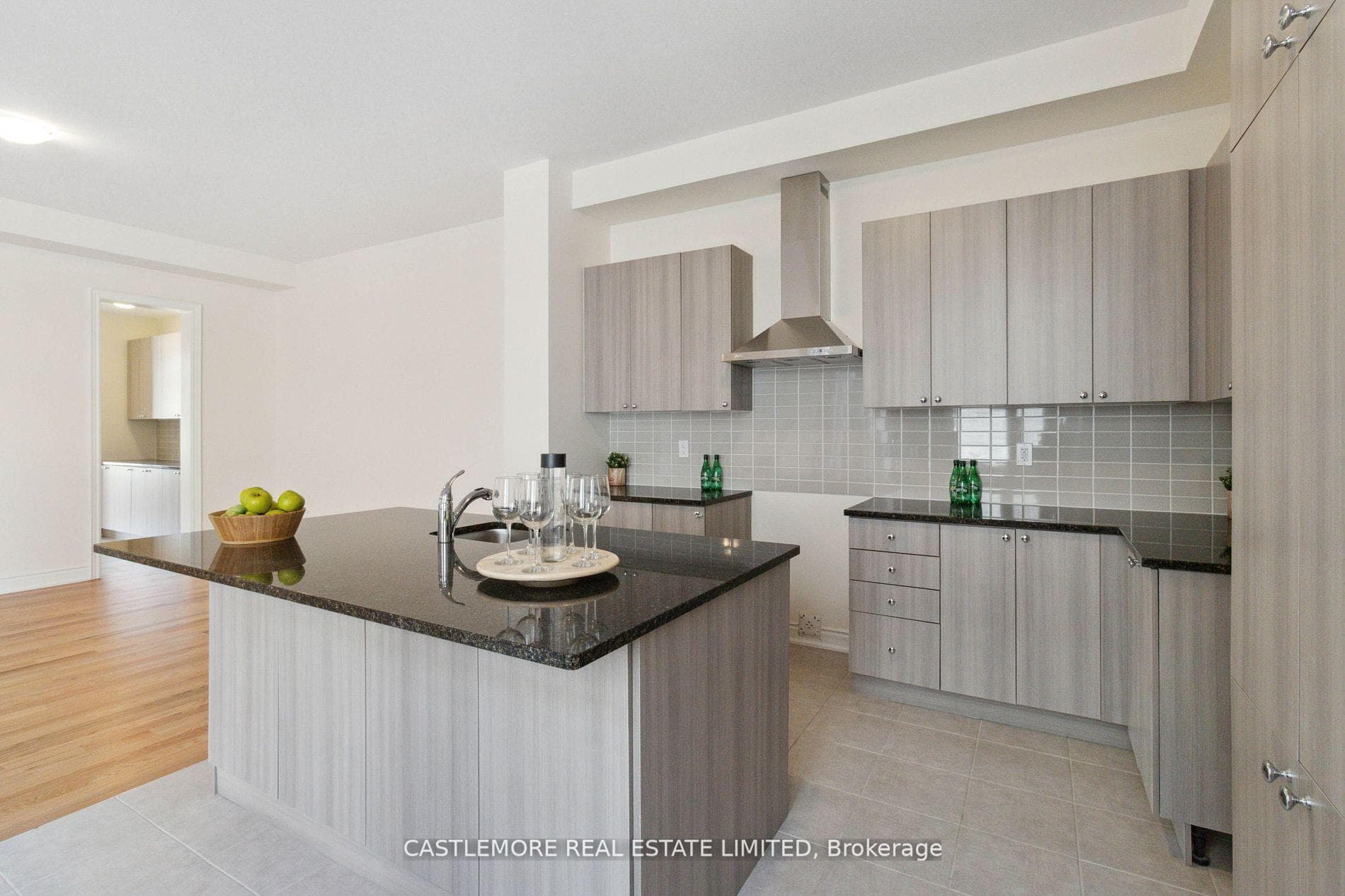 3354 Millicent Avenue photo 3