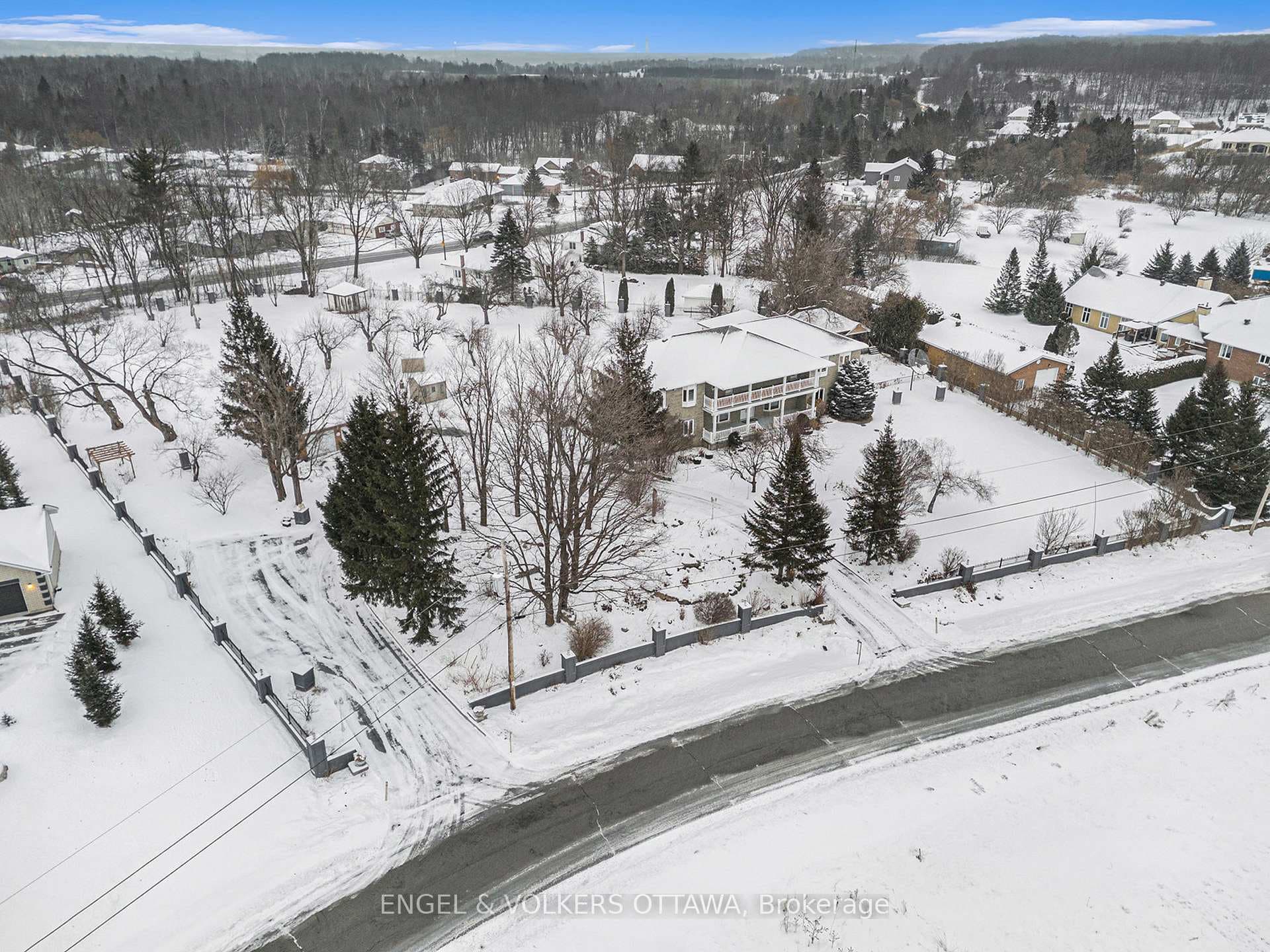 1571 Sequoia Drive photo 33