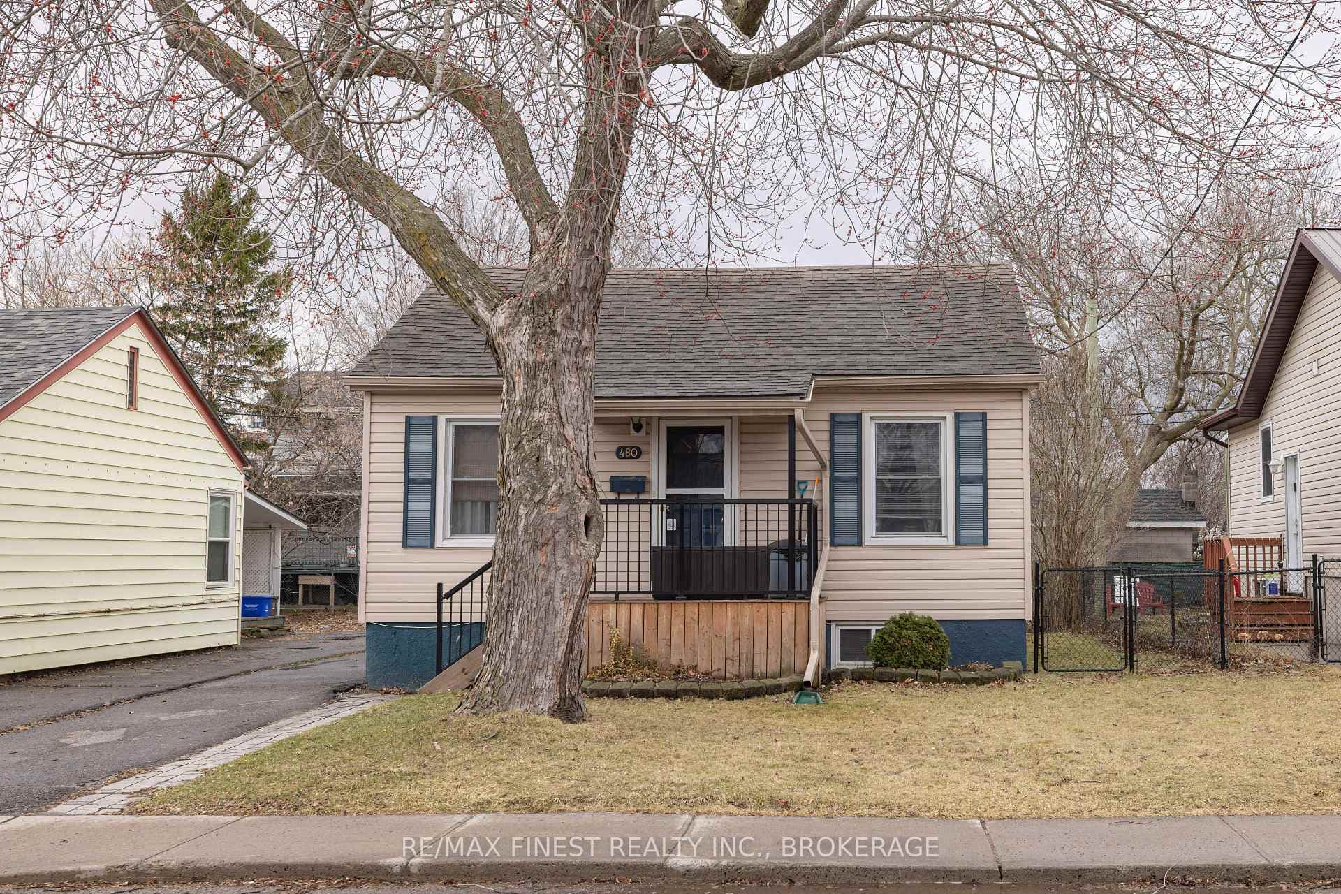 480 Nelson Street photo 2