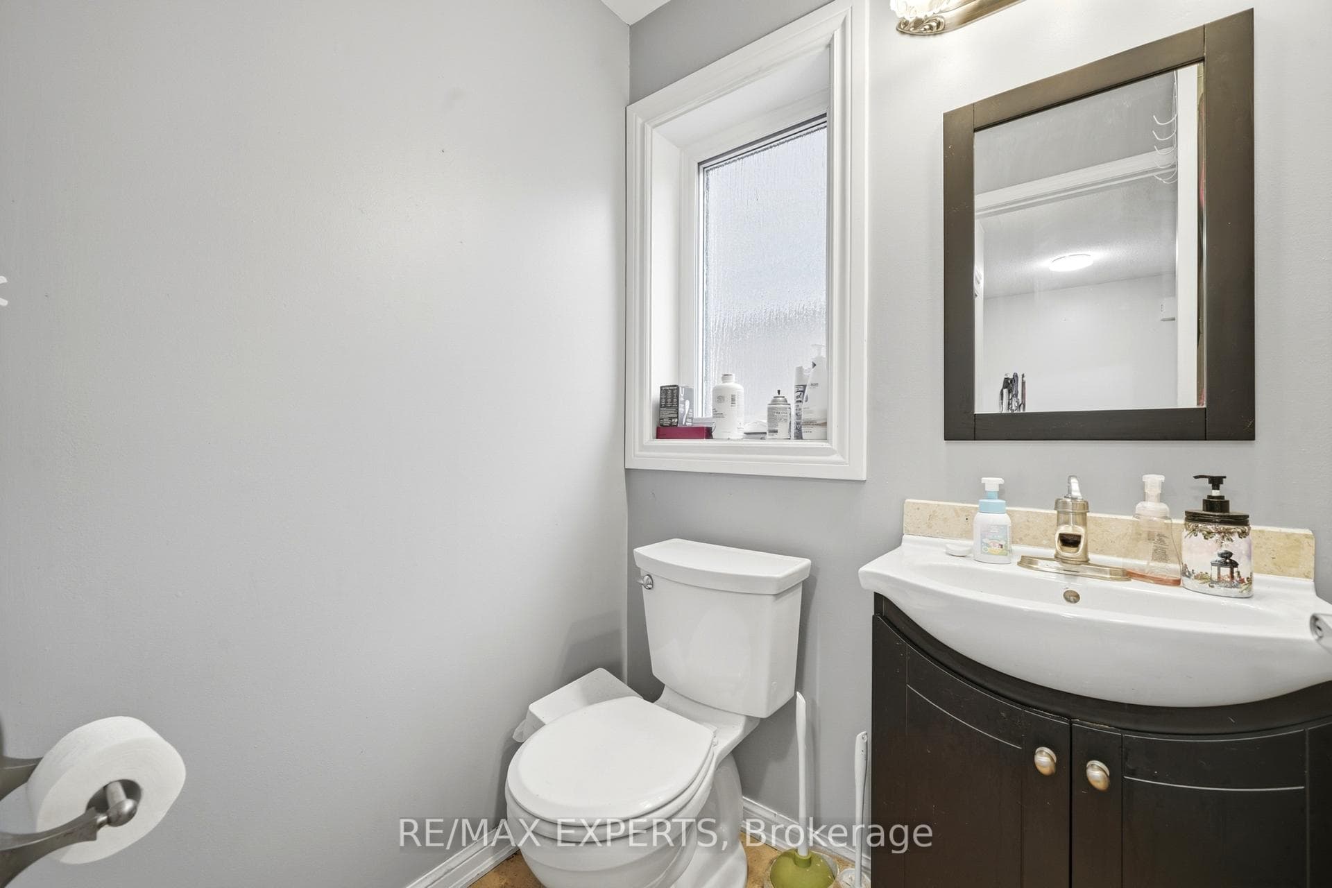 27 Kidd Crescent photo 16