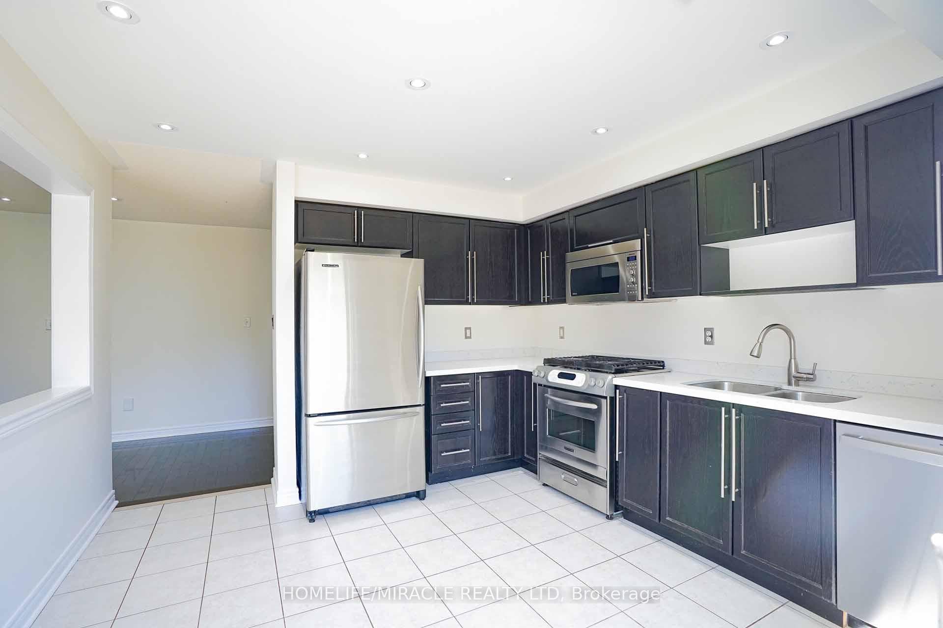 15 Atherton Avenue photo 12