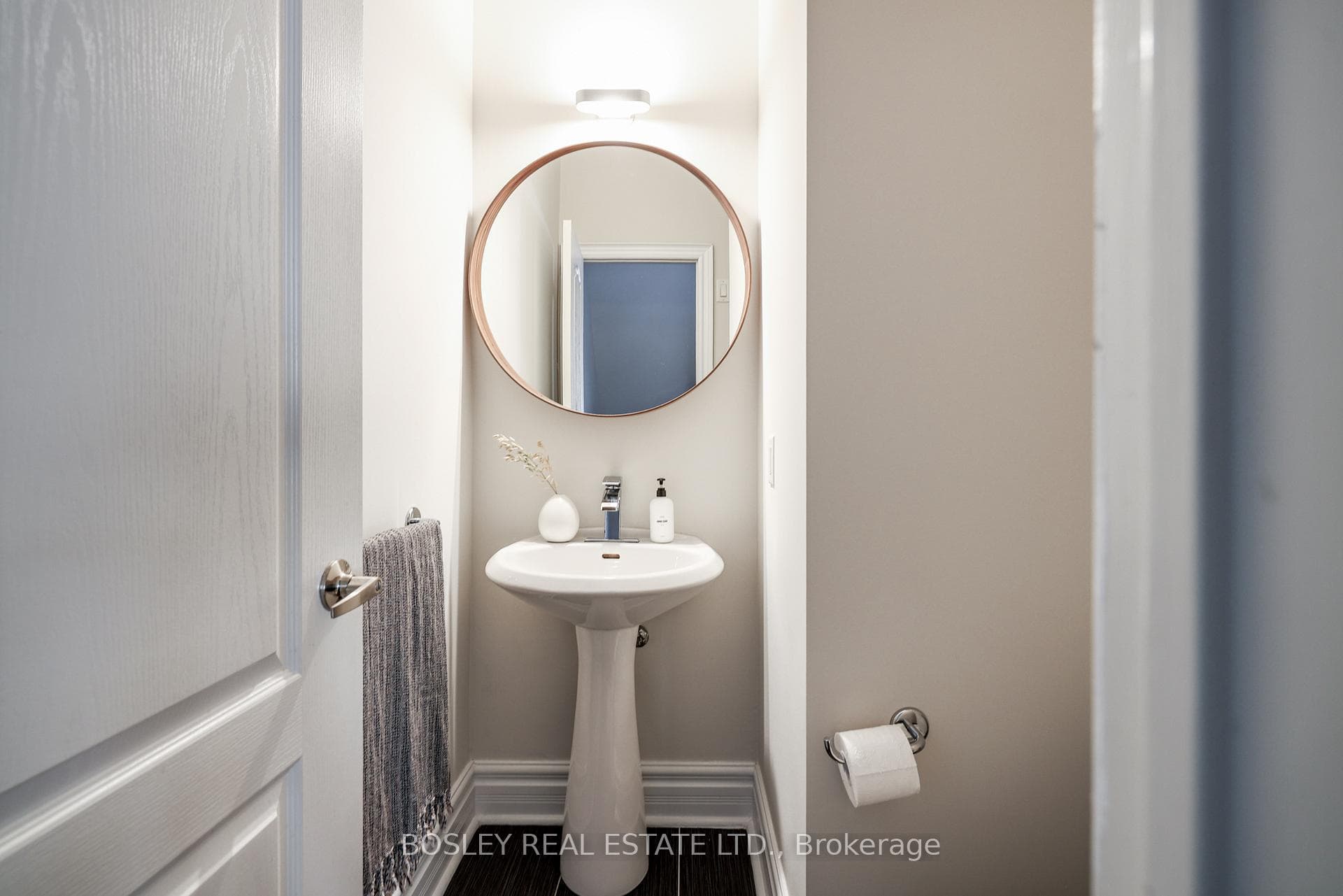 16 Lukow Terrace photo 18