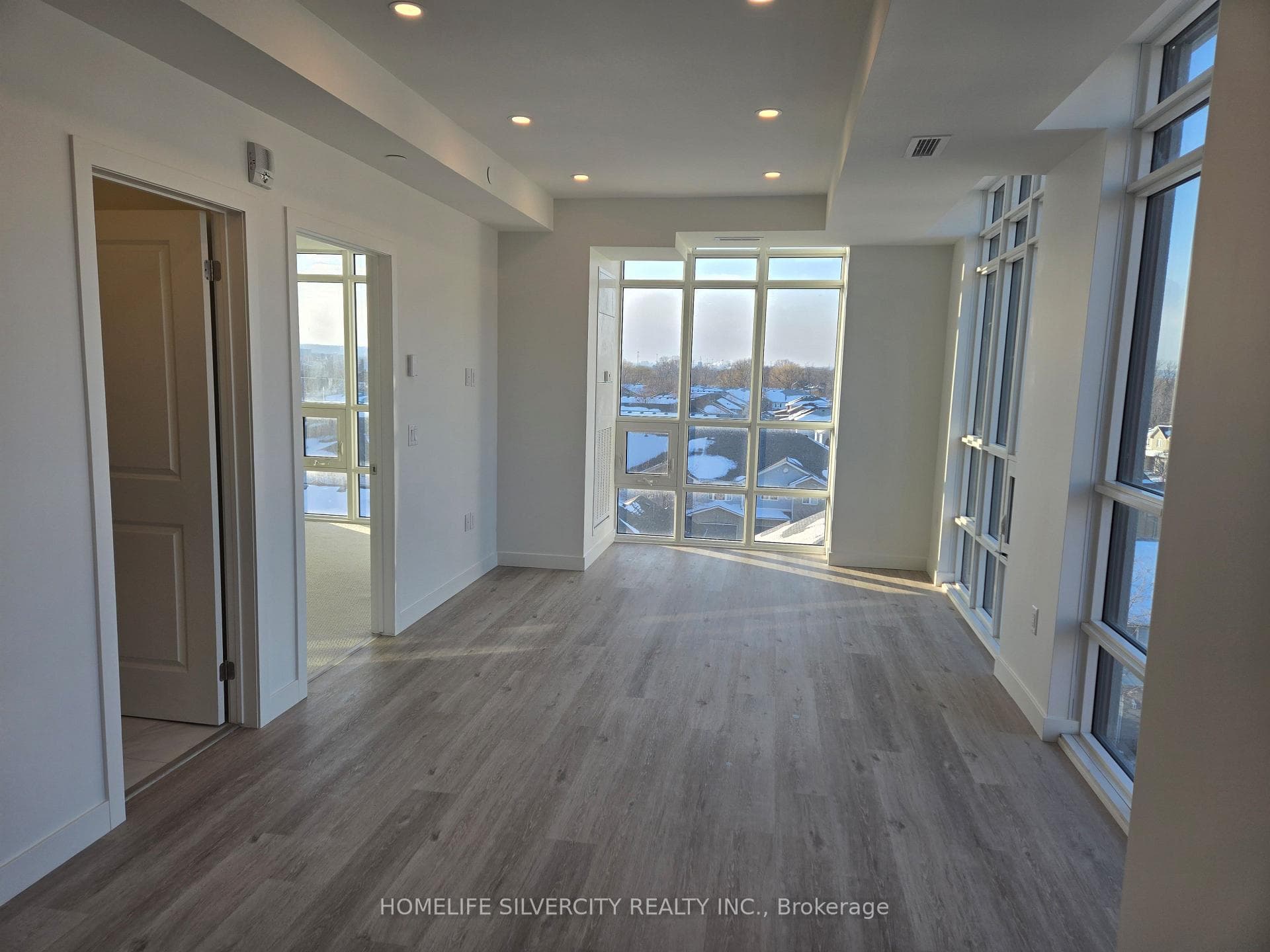 461 GREEN Road Unit 509 photo 13