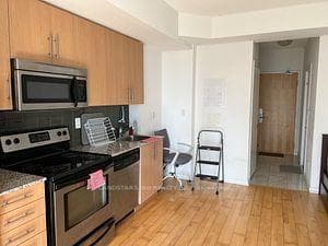 65 Bremner Boulevard Unit 1103 photo 4