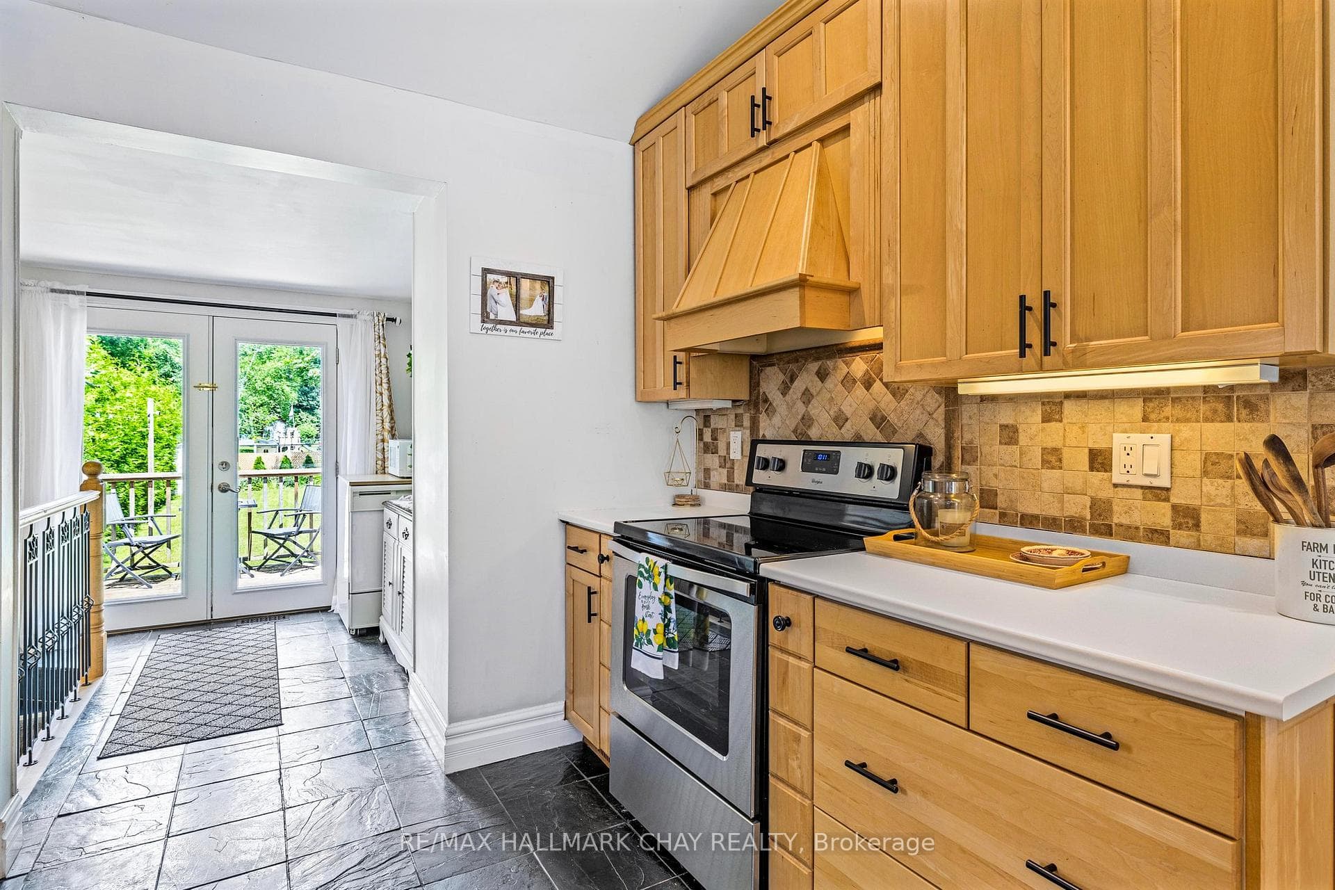 6 George Street in Orillia