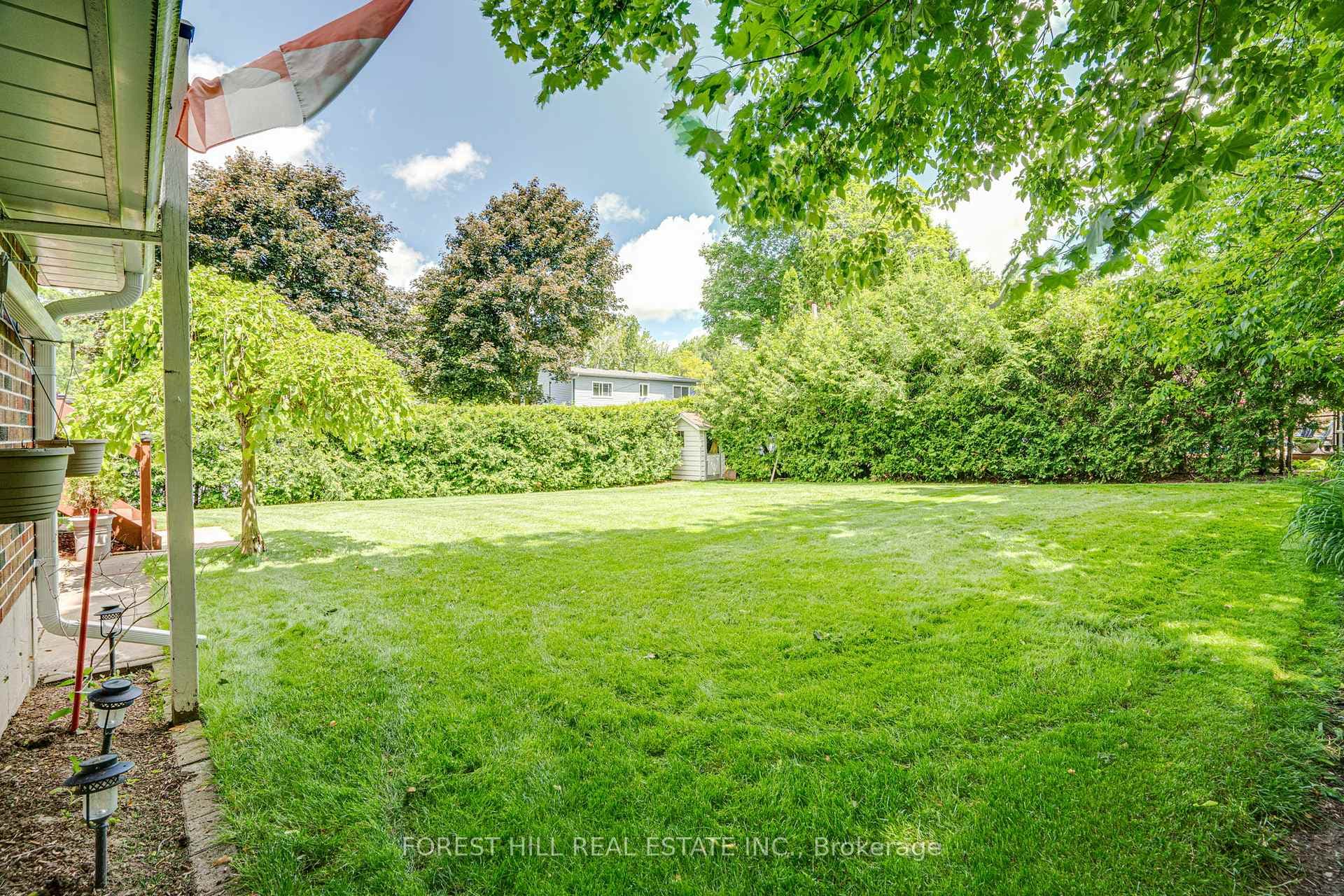 57 Roxborough Road photo 30