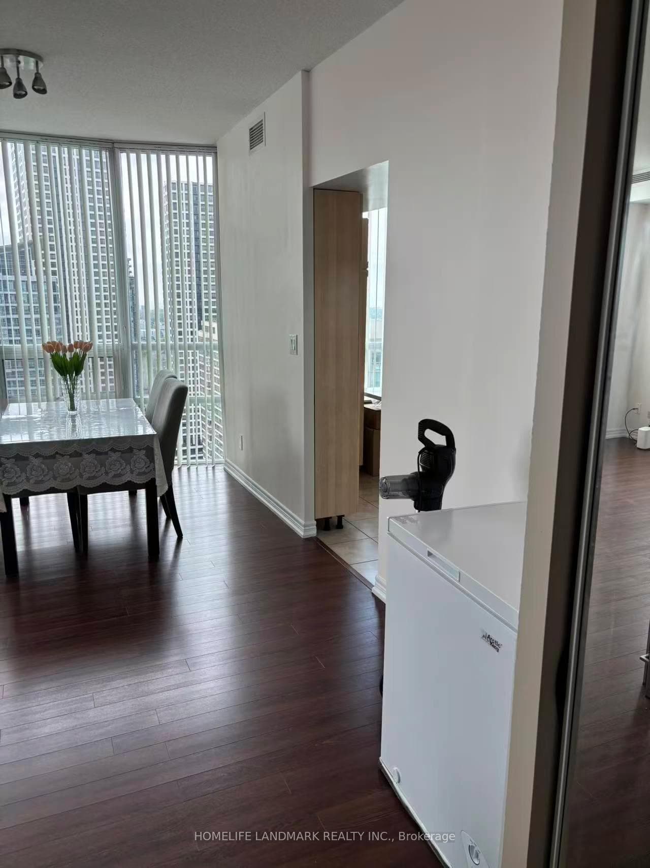 208 Enfield Place Unit 3103 photo 12