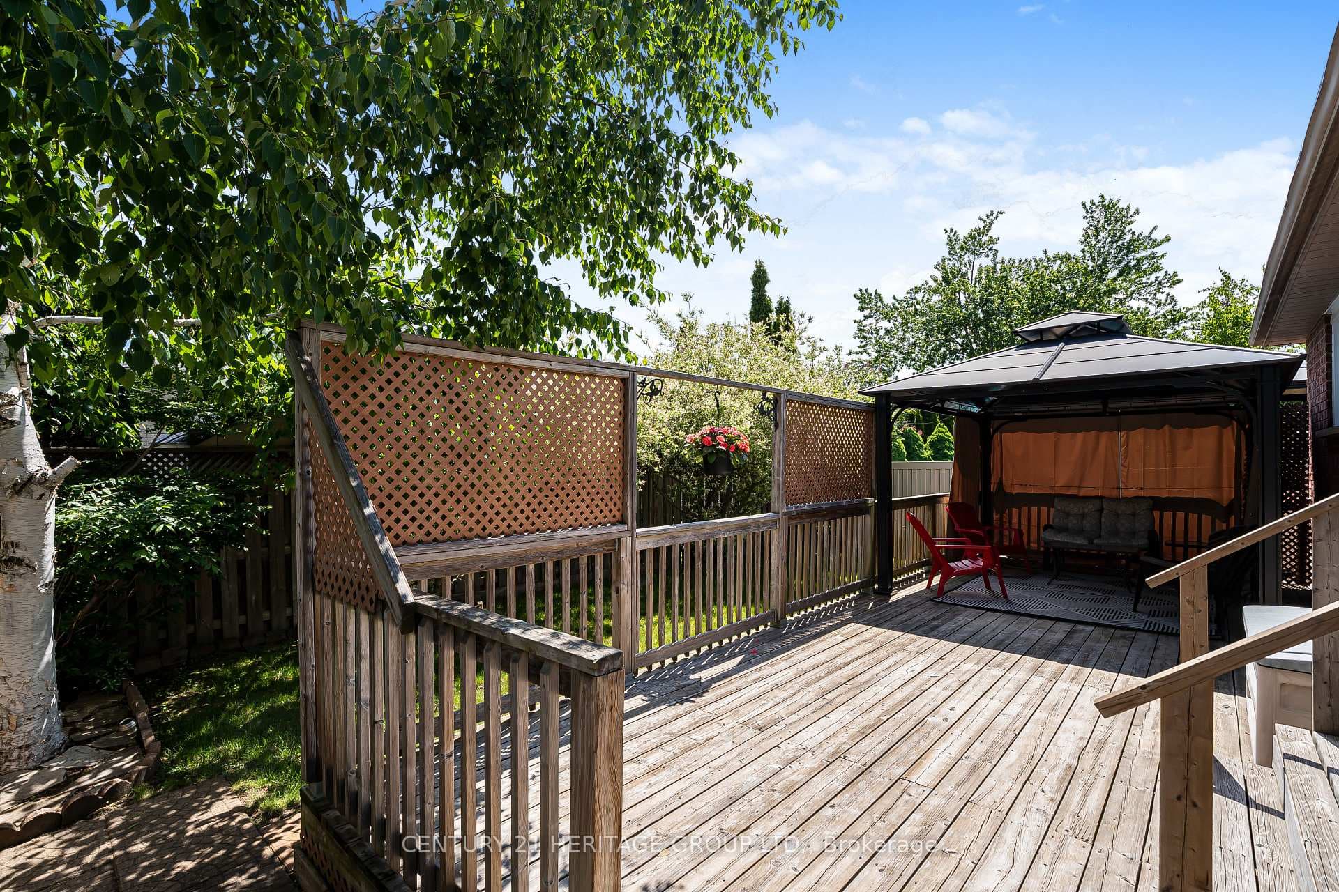 77 Hodgson Drive photo 32