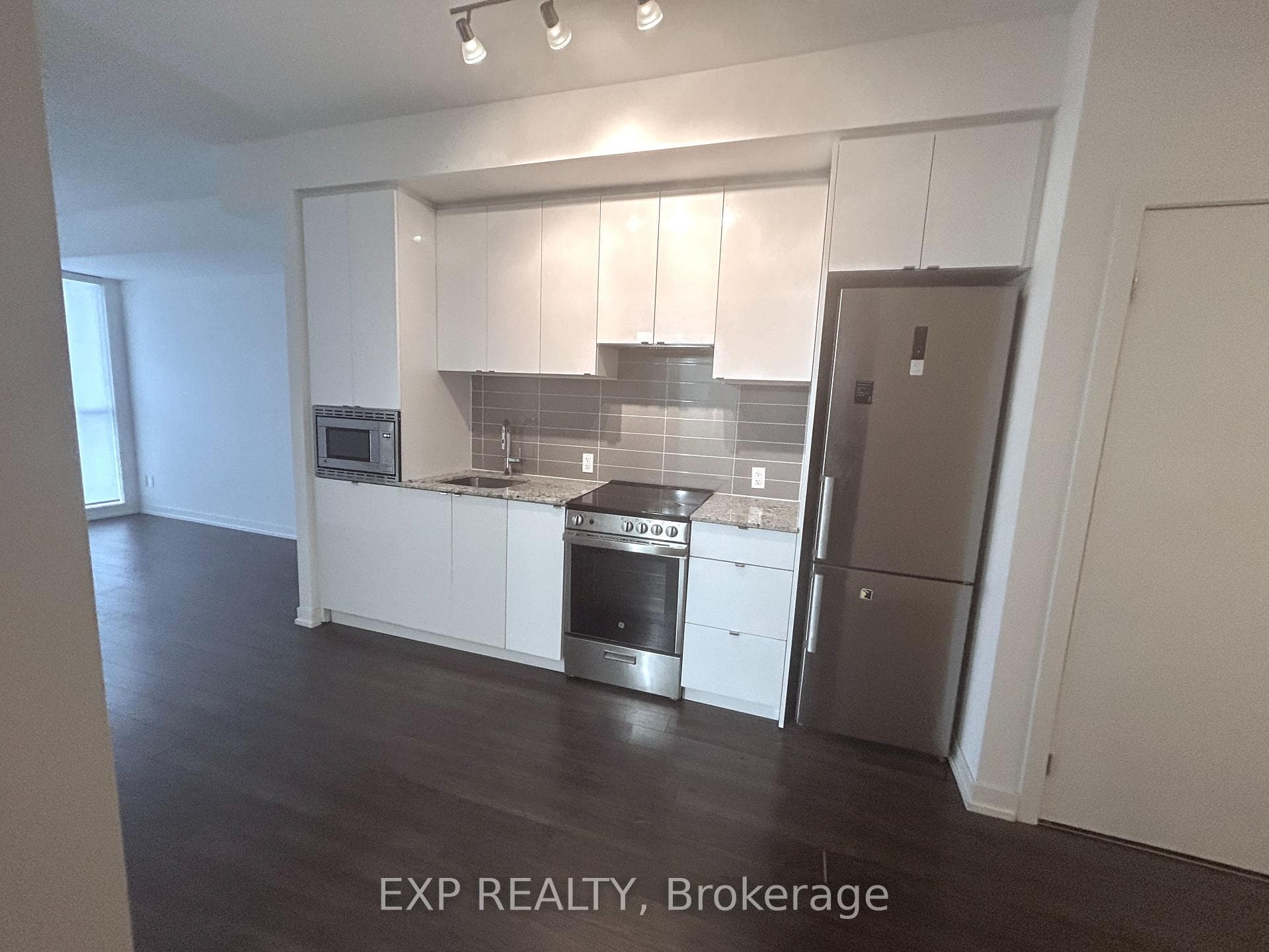 49 East Liberty Street Unit 605 photo 5