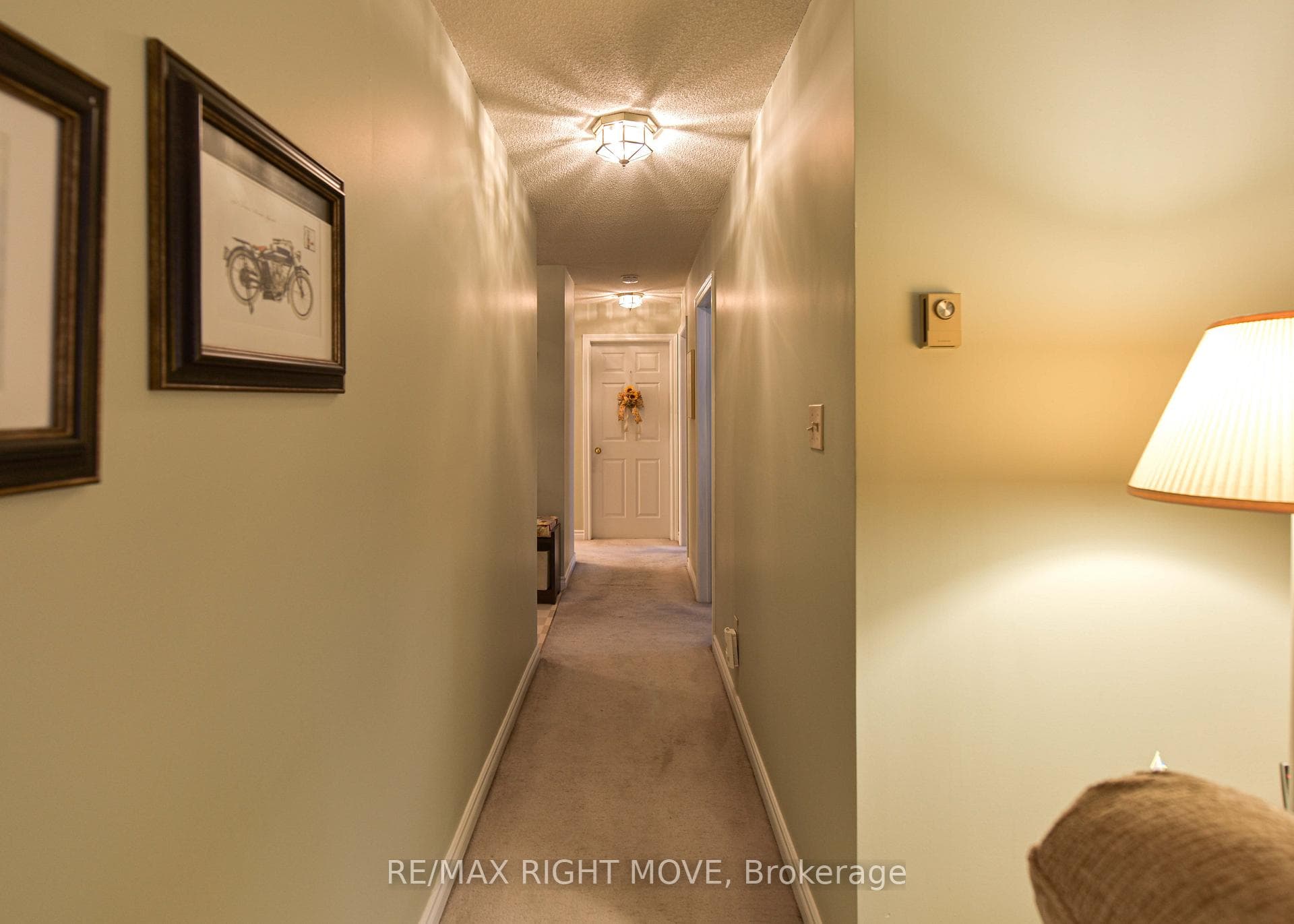 Hallway leading to 2 bedrooms