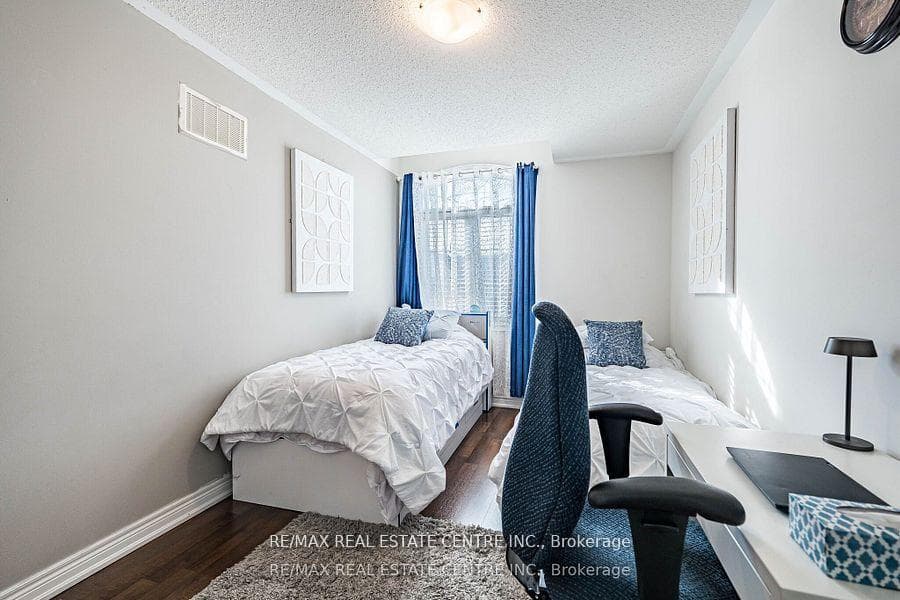 248 Inspire Boulevard photo 35