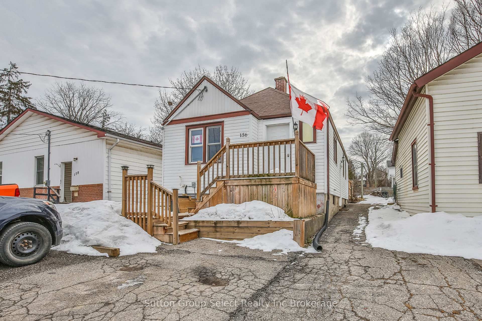 156 Charles Street photo 1